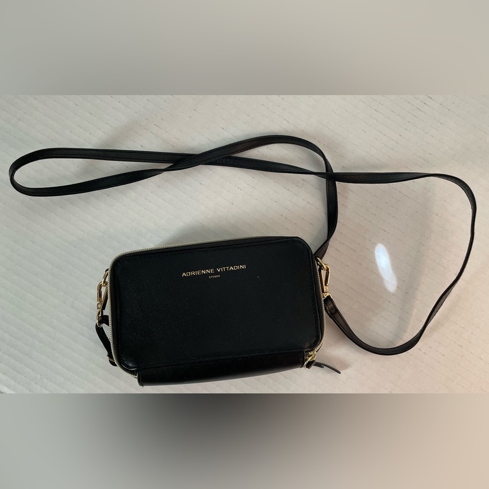 Adrienne Vittadini Studio no charging zip around crossbody purse wallet in black